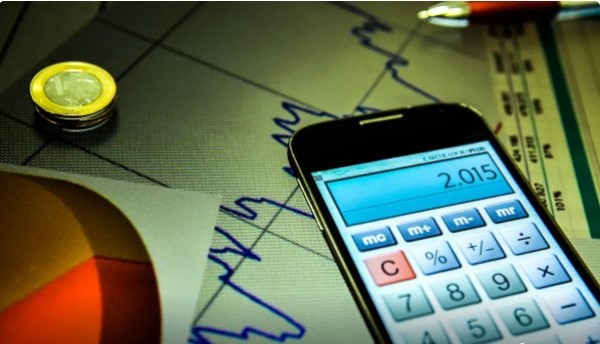 Mercado financeiro reduz previsão de inflação para 4,8%
