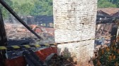 Incêndio destrói residência no interior de Riqueza