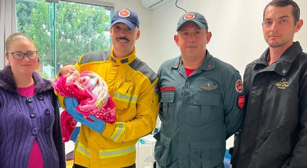 Bebê de 43 dias é salva pelos Bombeiros após se engasgar
