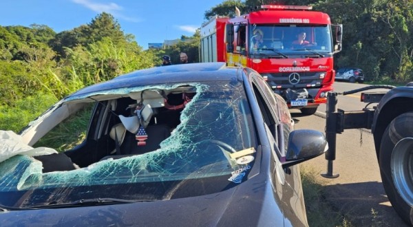 Embriagado, motorista perde controle de veículo e cai em barranco às margens da BR 282, em SMOeste