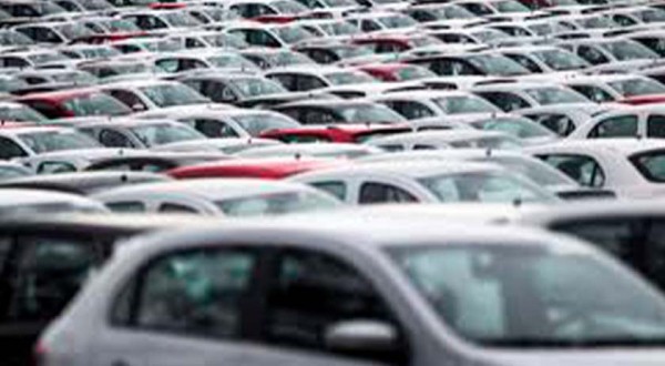 Vendas de veículos novos sobem 35,5% em março contra março de 2022