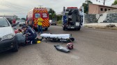 Motociclista fica gravemente ferido em colisão na Rua Bahia