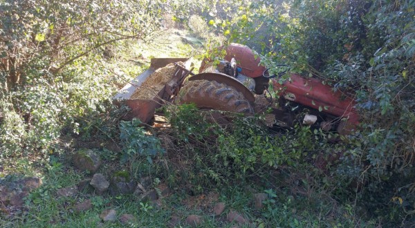 Agricultor é atropelado pelo próprio trator e sofre ferimentos graves no Oeste catarinense