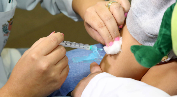 Dia Mundial de Combate à Meningite: Estado reforça importância da vacinação