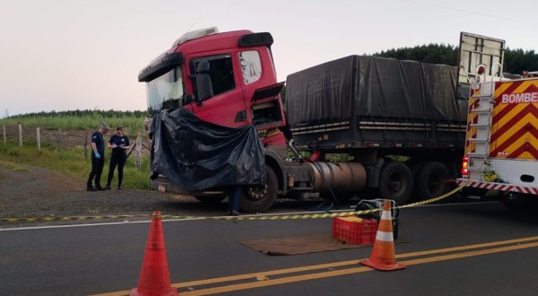 Trabalhador morre após ser atingido por cabine de caminhão durante manutenção na SC-120