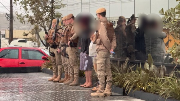 Polícia Militar cumpre mandado de prisão por posse irregular de arma de fogo