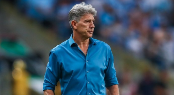 Grêmio formaliza proposta de renovação a Renato Portaluppi