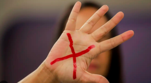 Governo regulamenta pensão especial para filhos de mulheres vítimas de feminicídio