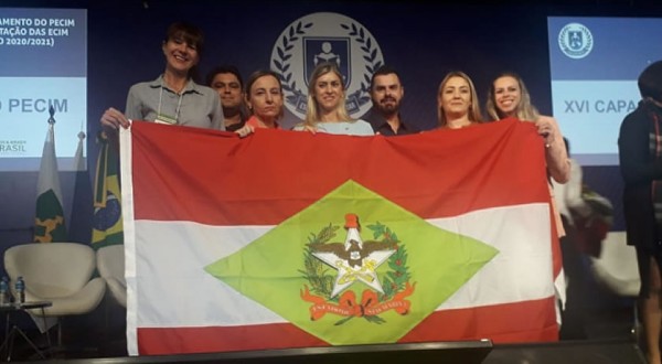 Escola Cívico-Militar de São Miguel do Oeste recebe certificação do MEC