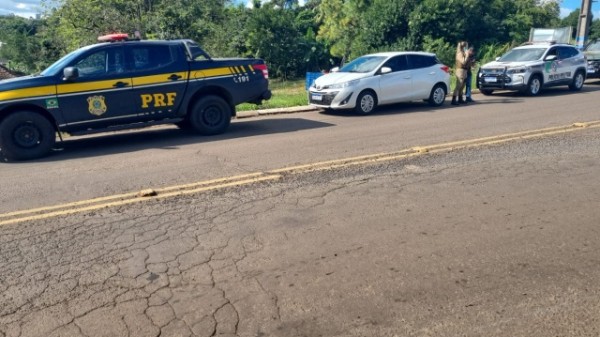 Veículo furtado no Paraná é recuperado pela Polícia Militar em Guaraciaba e autor é preso