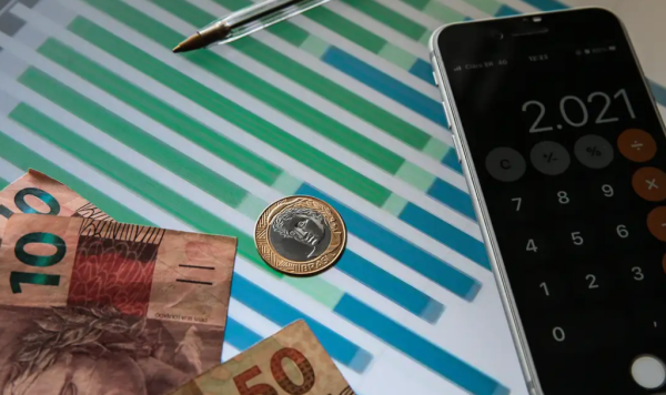 Mercado reduz para 3,76% previsão de inflação em 2024