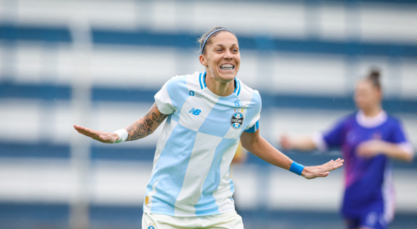 Grêmio Feminino goleia na estreia em casa pelo Gauchão