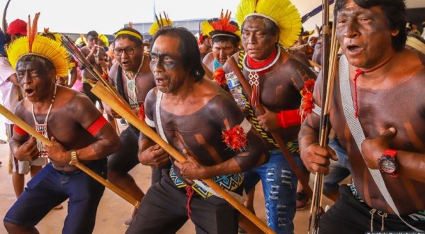 Indígenas e órgãos internacionais celebram derrubada do marco temporal