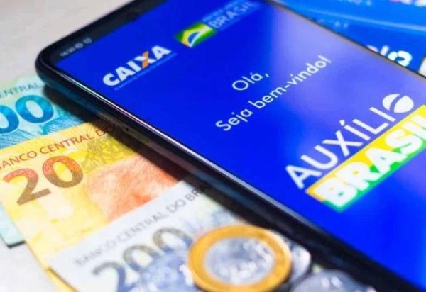Auxílio Brasil é liberado para beneficiários com NIS final 6