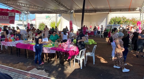 Manhã especial para mulheres é realizada na praça Dalilo Quintino Pereira
