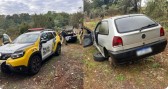 Veículo furtado é encontrado depenado