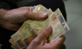 PIS/Pasep: novo lote do abono salarial é pago nesta segunda-feira (17)