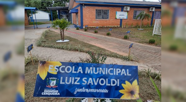 Escola Luiz Savoldi promove venda de pastéis para realizar dia das crianças na escola