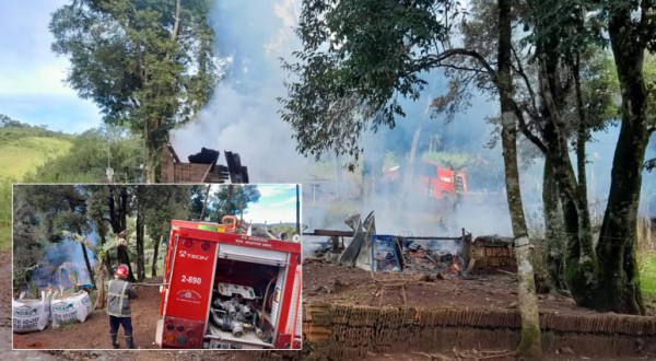 Incêndio destrói casa e deixa morador ferido