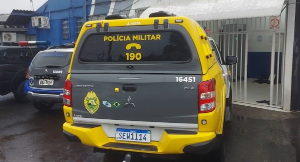 Homem agride e ameaça mulher de morte, usa bebê como escudo humano mas é preso pela Polícia