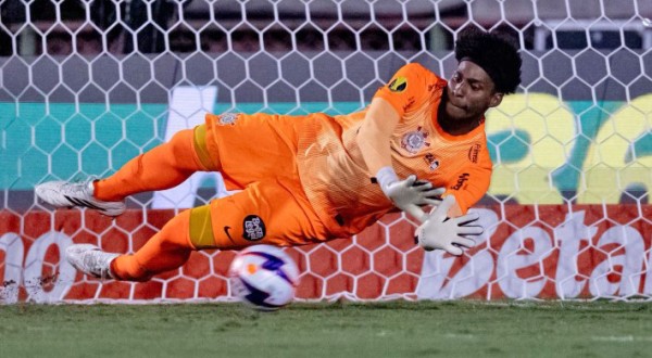 Corinthians vence nos pênaltis e elimina a Portuguesa no Paulistão 2026