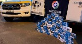 Motorista tenta fugir, mas é preso com cigarros contrabandeados