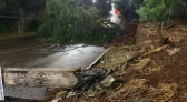 Forte temporal causa diversos estragos em município da região