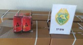 Quase meio milhão de reais em papel de seda descaminhado é apreendido pela Polícia Militar