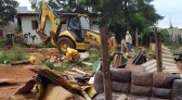 Governo Municipal realiza limpeza do local onde famílias indígenas viviam