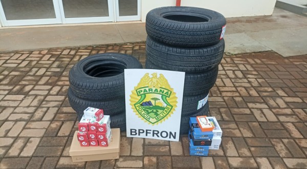 BPFron apreende veículo com diversas mercadorias paraguaias descaminhadas