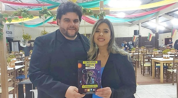 Dupla Cerqueirense vence o 1° Canta Gospel Fronteira