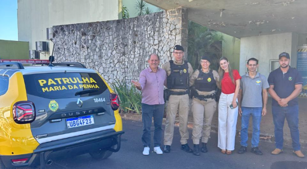Polícia Militar recebe viatura da Patrulha Maria da Penha