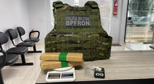 BPFron apreende maconha e cocaína