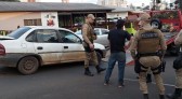 Embriagado, homem causa acidente e dá trabalho para Policiais e Bombeiros