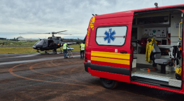 Jovem de 23 anos sofre fratura exposta após ser atingido por árvore no Oeste de SC