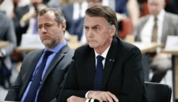 Por votação unânime, STF mantém prisão preventiva de Bolsonaro