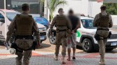 Homem com mandado de prisão é preso no Fórum