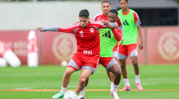 Internacional intensifica preparação para duelo contra o Corinthians