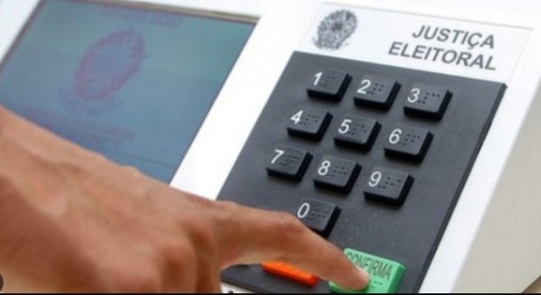 Janela partidária começa nesta quinta-feira (5) e permite trocas de siglas