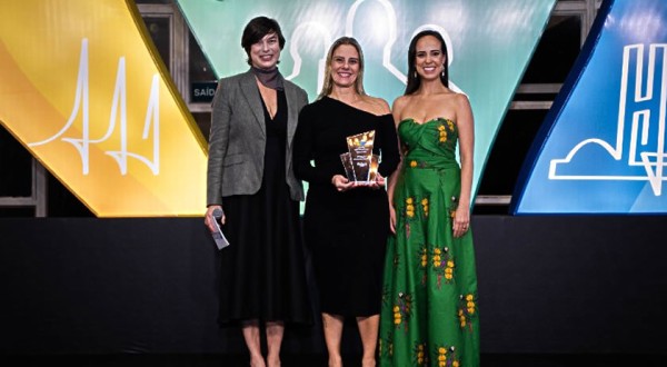 Sicoob São Miguel recebe prêmio nacional em Brasília-DF