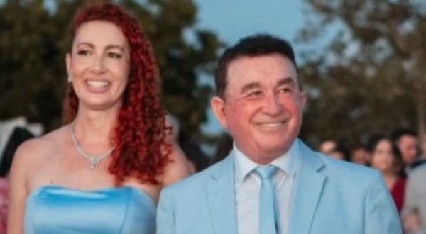 Morre filha do cantor Amado Batista, aos 46 anos