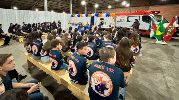Orgulho e emoção na formatura dos cursos de Primeiros Socorros e Samuzinho