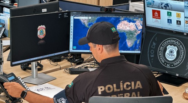 PF prende dois foragidos internacionais em Santa Catarina