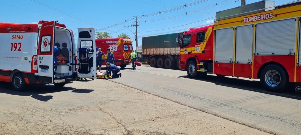 Acidente entre carro e moto deixa homem ferido na BR-163