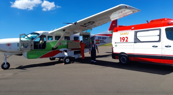 Recém-nascida prematura é transferida com apoio aéreo para hospital de referência