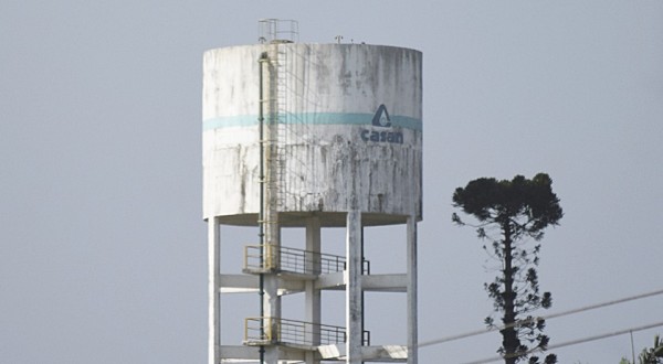 Limpeza de reservatório exige redução do abastecimento em bairros de Dionísio Cerqueira e Barracão