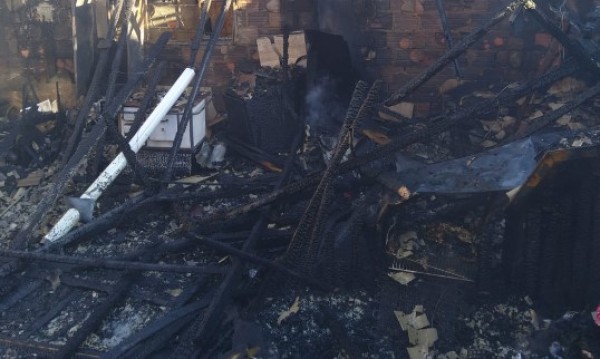 Incêndio atinge residência no bairro Cristo Rei