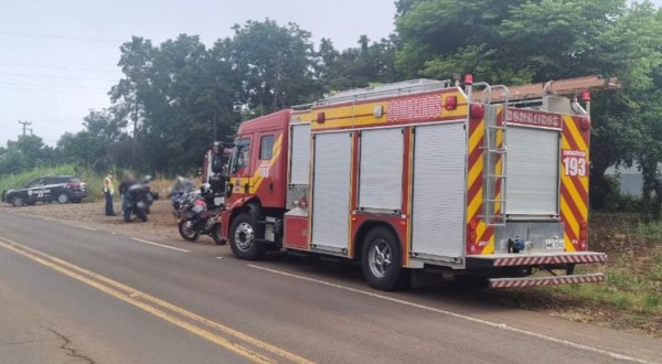 Motociclista fica ferido após colisão com caminhão na SC-163