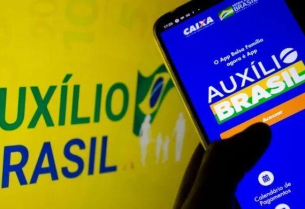 Auxílio Brasil é liberado a beneficiários com NIS final 9
