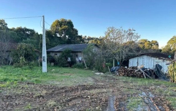 Corpos de casal foram achados em intervalo de 24h na mesma casa